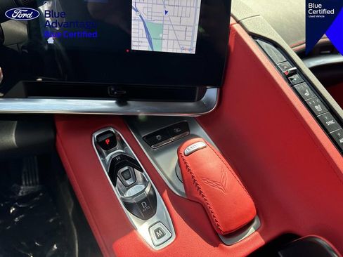 Used 2024 Chevrolet Corvette Stingray Preferred Conv w/ 2LT RWD image 21