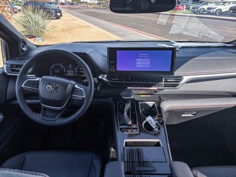 New 2026 Toyota Sienna XSE FWD image 15