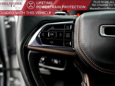 Used 2022 Jeep Grand Cherokee Summit image 17