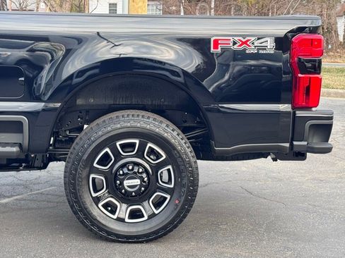 New 2026 Ford F250 Platinum w/ FX4 Off-Road Package image 47
