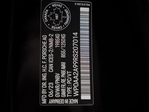 Used 2024 Porsche 911 Carrera 4 AWD/4WD image 62