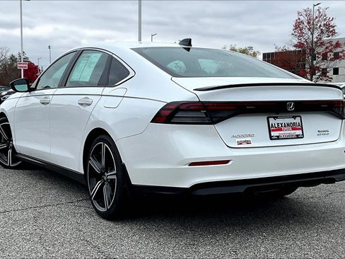Used 2023 Honda Accord Sport image 11