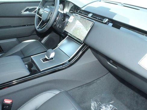 New 2026 Land Rover Range Rover Velar S AWD/4WD image 40