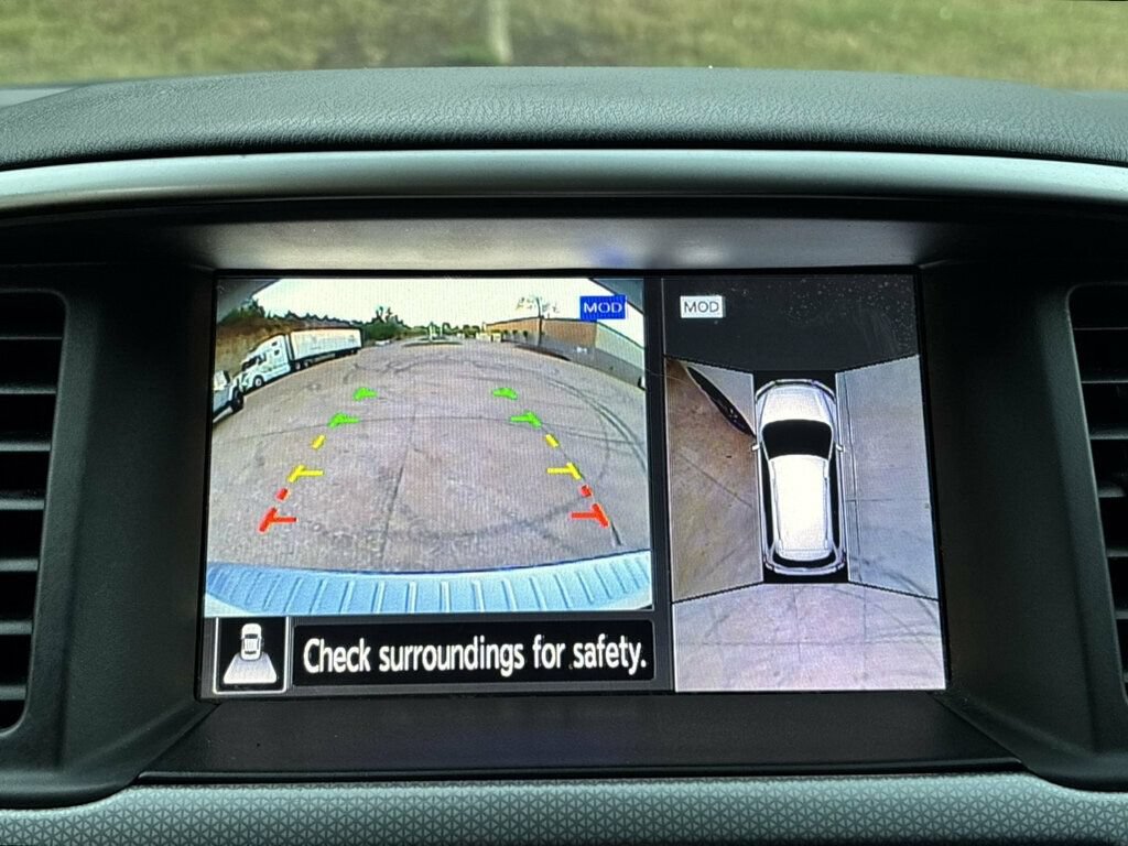 Used 2018 Nissan Pathfinder SL FWD image 29