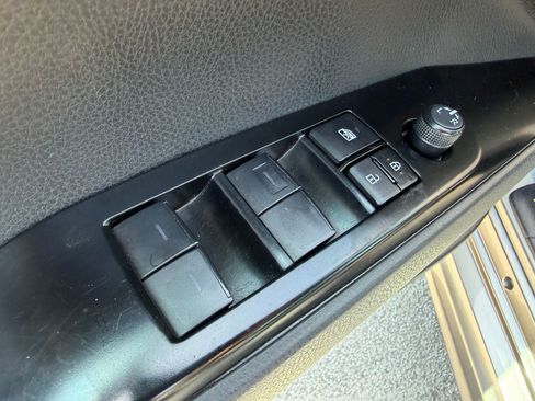 Used 2025 Toyota Camry SE FWD image 14