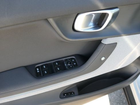 Used 2022 Polestar Polestar 2 w/ Plus Package image 11