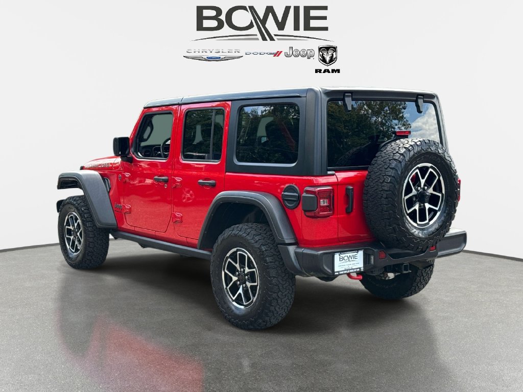 Used 2024 Jeep Wrangler Unlimited Rubicon AWD/4WD image 4
