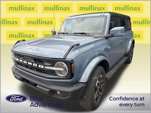 Used 2024 Ford Bronco Outer Banks image 2
