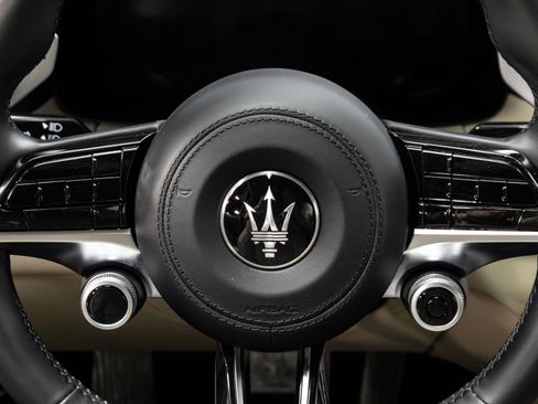 Used 2024 Maserati GranTurismo Modena image 64