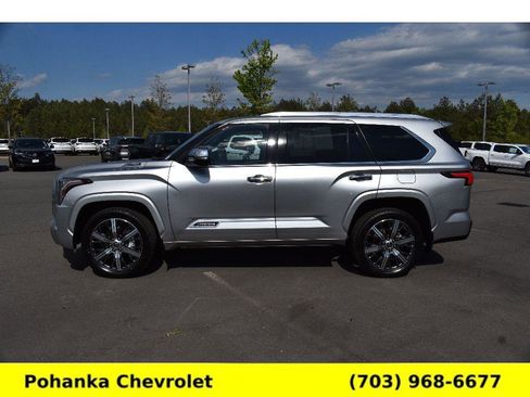 Used 2023 Toyota Sequoia Capstone AWD/4WD image 4