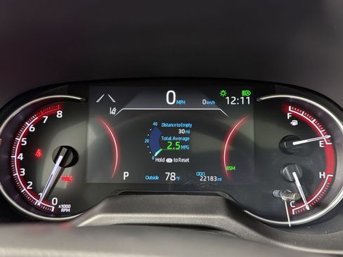 Used 2025 Toyota RAV4 XLE w/ Convenience Package FWD image 16