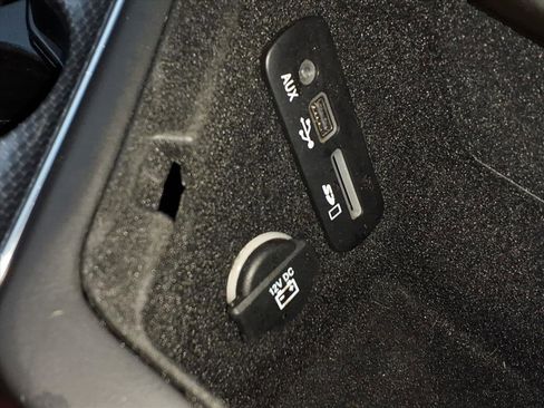 Used 2016 Dodge Challenger SRT Hellcat image 13