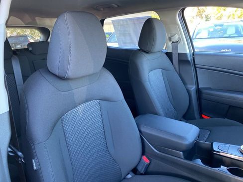 New 2026 Kia Sportage LX image 23