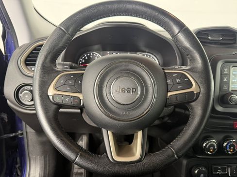 Used 2016 Jeep Renegade Latitude AWD/4WD image 20