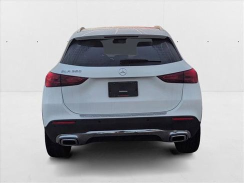 New 2026 Mercedes-Benz GLA 250 image 7