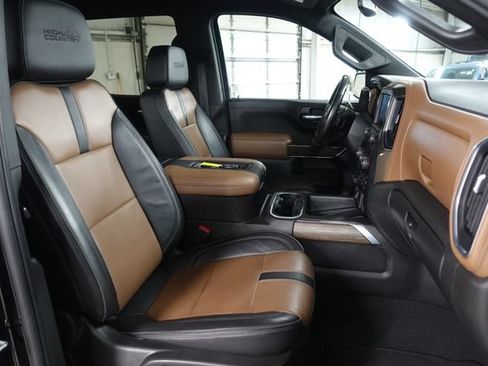 Used 2022 Chevrolet Silverado 1500 High Country w/ LPO, Dark Essentials Package AWD/4WD image 26