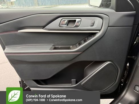 New 2026 Ford Explorer ST-Line w/ ST-Line Street Pack image 21