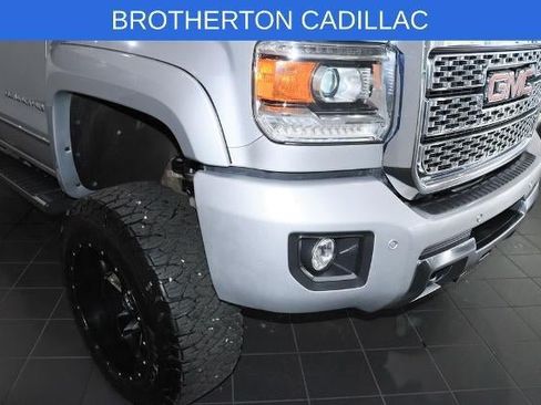 Used 2018 GMC Sierra 3500 Denali w/ Duramax Plus Package AWD/4WD image 13