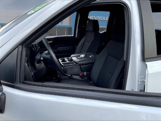 Certified 2024 Chevrolet Silverado 1500 Custom w/ Turbomax Blackout Package RWD image 24