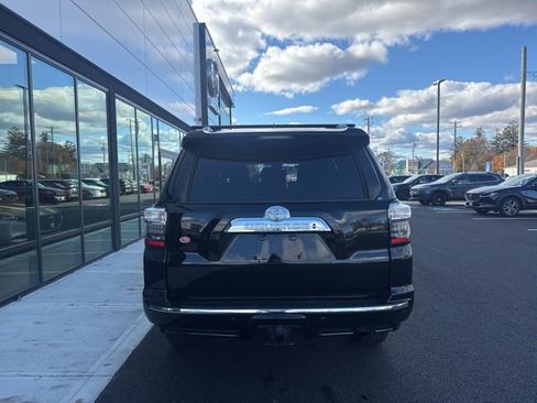Used 2022 Toyota 4Runner Limited image 4