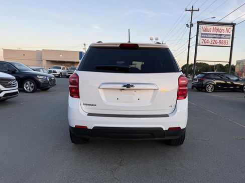 Used 2017 Chevrolet Equinox LT FWD image 5