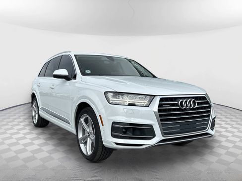 Used 2019 Audi Q7 3.0T Prestige w/ Prestige Package image 2