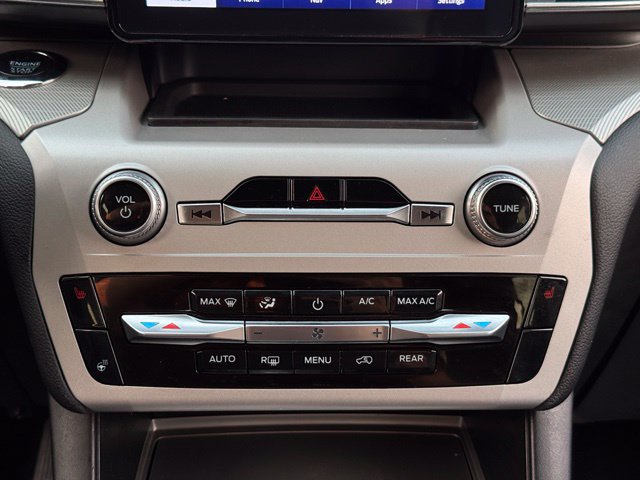 Certified 2023 Ford Explorer XLT w/ Equipment Group 202A AWD/4WD image 14