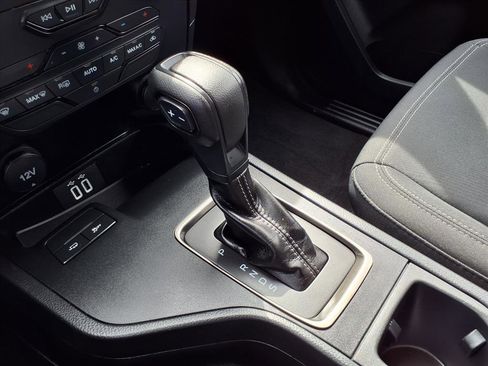 Used 2022 Ford Ranger XLT image 12