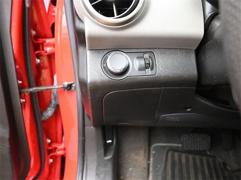 Used 2016 Chevrolet Sonic LT image 33