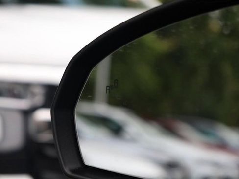 New 2025 Volkswagen Taos S image 20