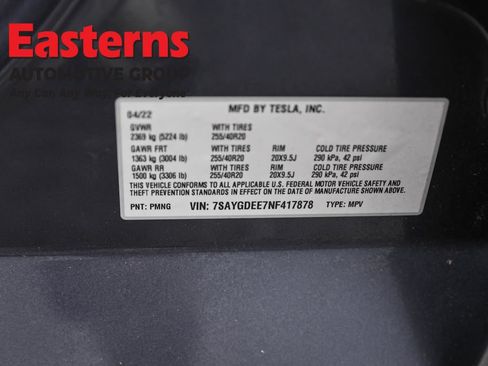 Used 2022 Tesla Model Y Long Range AWD/4WD image 30