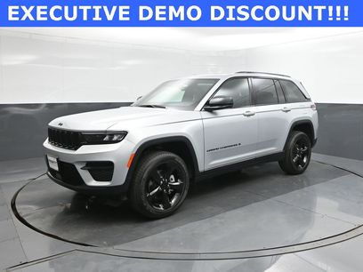 New 2025 Jeep Grand Cherokee Laredo