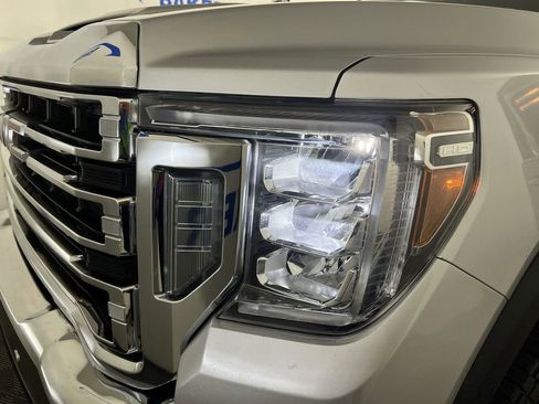 Used 2021 GMC Sierra 2500 SLT w/ SLT Premium Package image 35