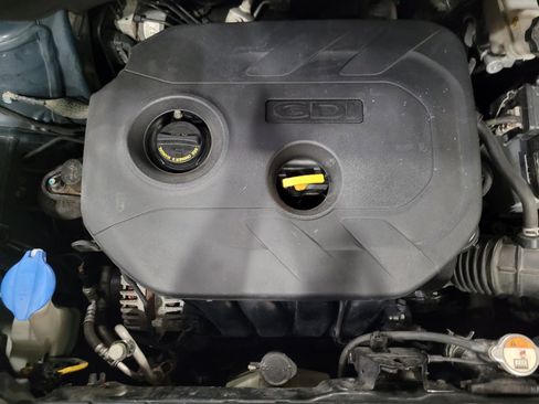 Used 2018 Kia Soul + FWD image 30
