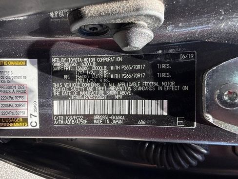 Used 2019 Toyota 4Runner TRD Off-Road AWD/4WD image 28