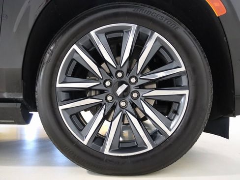 Used 2022 Cadillac Escalade Sport w/ Touring Package image 93