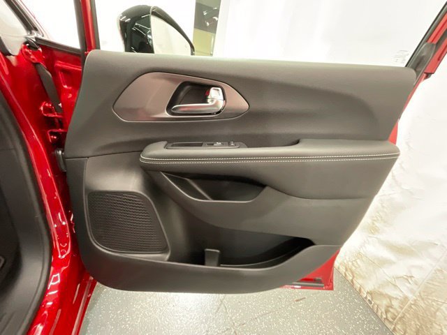 New 2026 Chrysler Pacifica Select w/ S Appearance Package FWD image 22