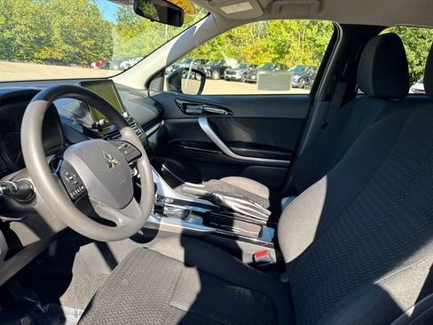 Used 2024 Mitsubishi Eclipse Cross LE image 41