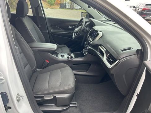 Certified 2023 GMC Terrain SLE w/ Driver Convenience Package image 7