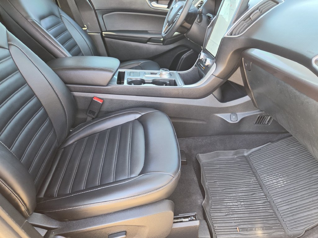 Certified 2024 Ford Edge SEL w/ Convenience Package AWD/4WD image 13