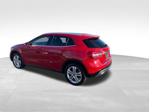 Used 2018 Mercedes-Benz GLA 250 4MATIC image 5