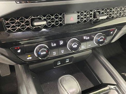 Used 2023 Honda Accord EX-L image 8