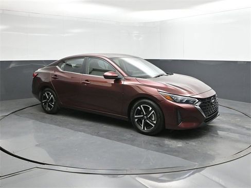 Used 2024 Nissan Sentra SV image 17