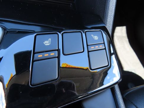Certified 2024 Kia Sportage EX AWD/4WD image 9