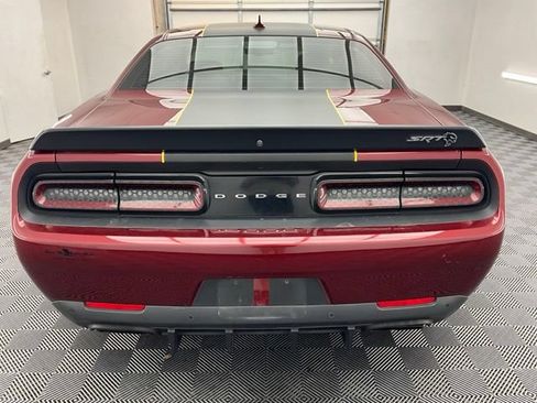 Used 2018 Dodge Challenger SRT Hellcat RWD image 20