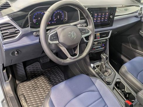 New 2025 Volkswagen Taos SEL image 11