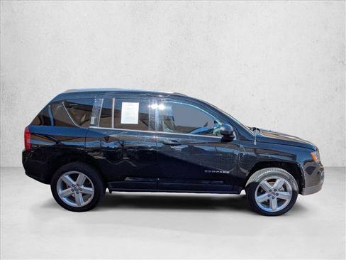 Used 2012 Jeep Compass Limited w/ Sun/Sound Group image 4