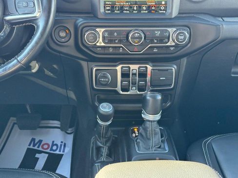 Used 2021 Jeep Wrangler Unlimited Sahara image 14