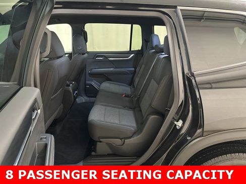 Used 2025 GMC Acadia Elevation image 14