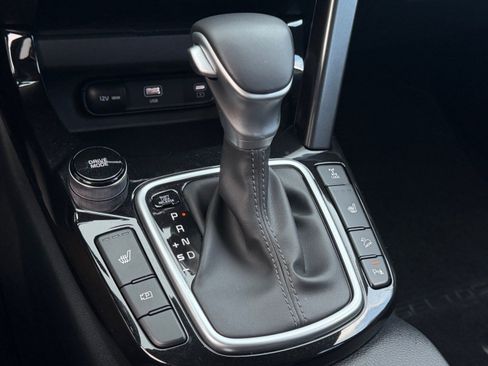 Certified 2025 Kia Seltos EX AWD/4WD image 23